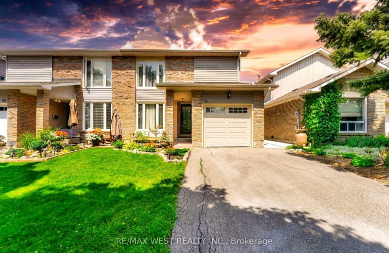 19 Camberley Crescent, Brampton | Image 1