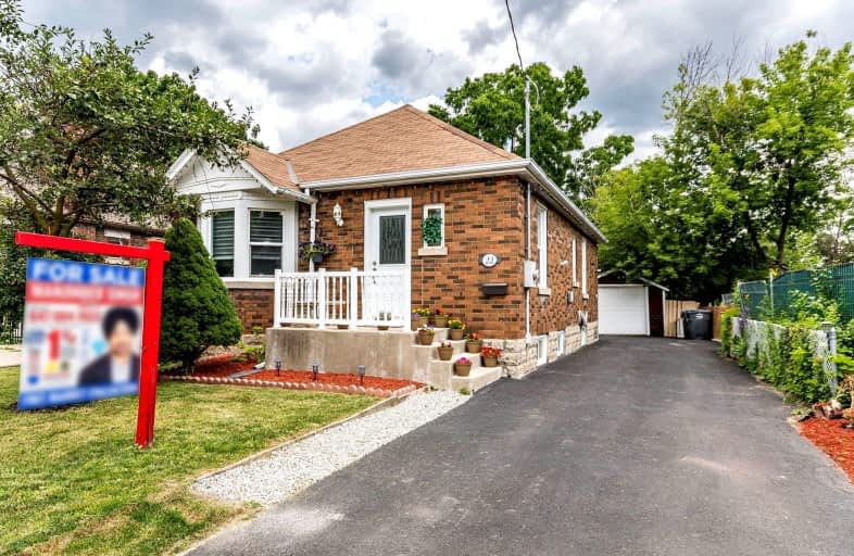 22 West Street West, Brampton | Image 1