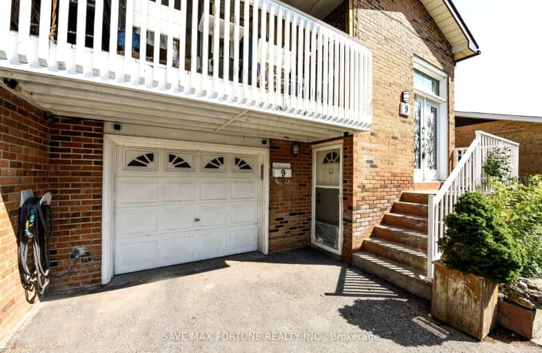 9 Manitou Crescent, Brampton | Image 1