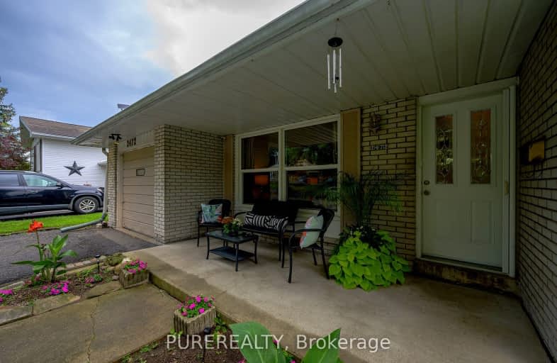 2472 Exeter Crescent, Burlington | Image 1