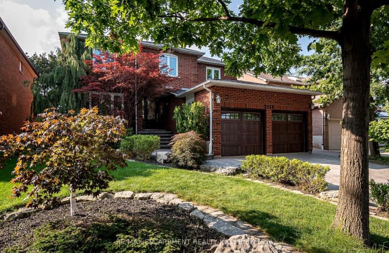 2139 Castlefield Crescent, Oakville | Image 1