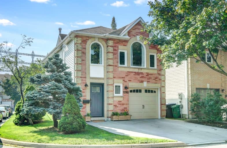 1282 Woodhill Court, Mississauga | Image 1