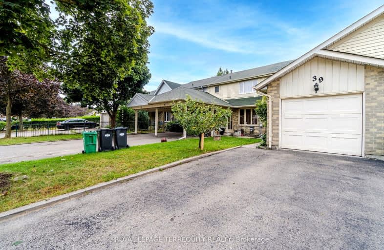 39 Courtleigh Square, Brampton | Image 1