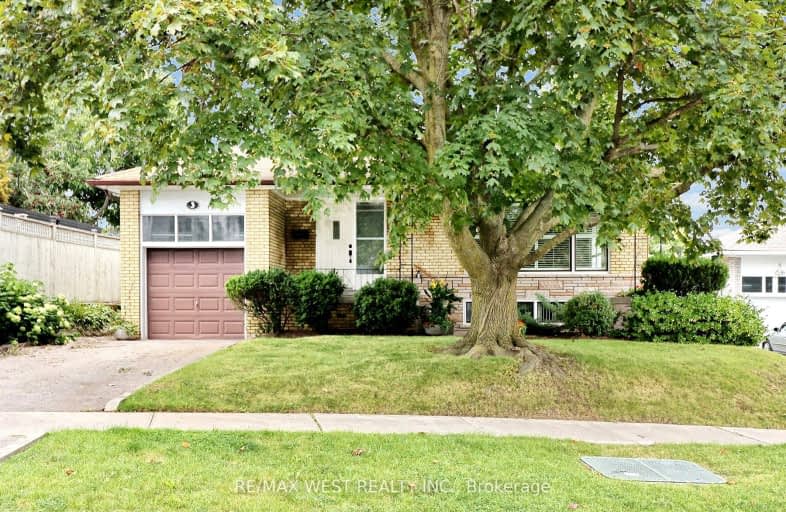 3 Ridgemount Road, Toronto | Image 1
