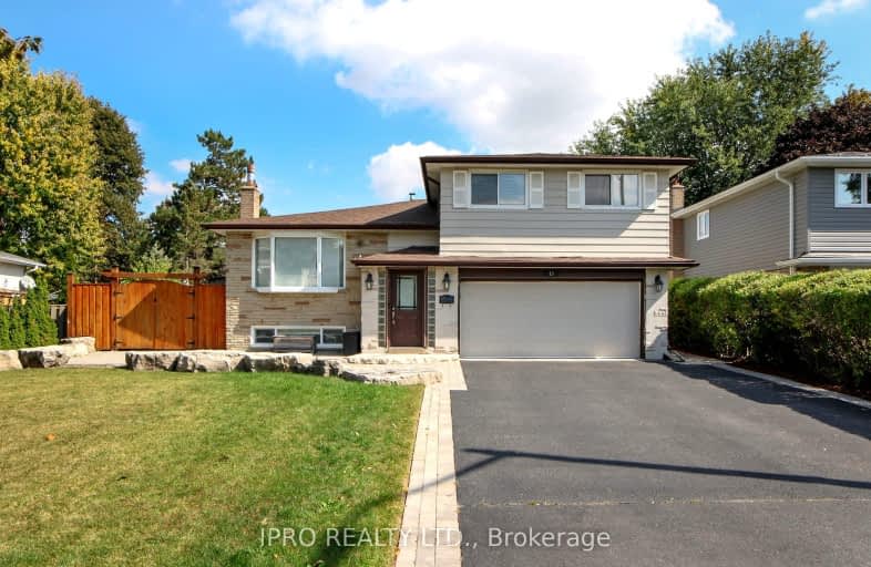 15 Parkview Place, Brampton | Image 1