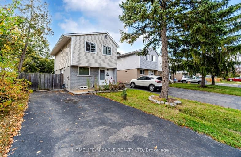 8 Greenfield Square, Brampton | Image 1