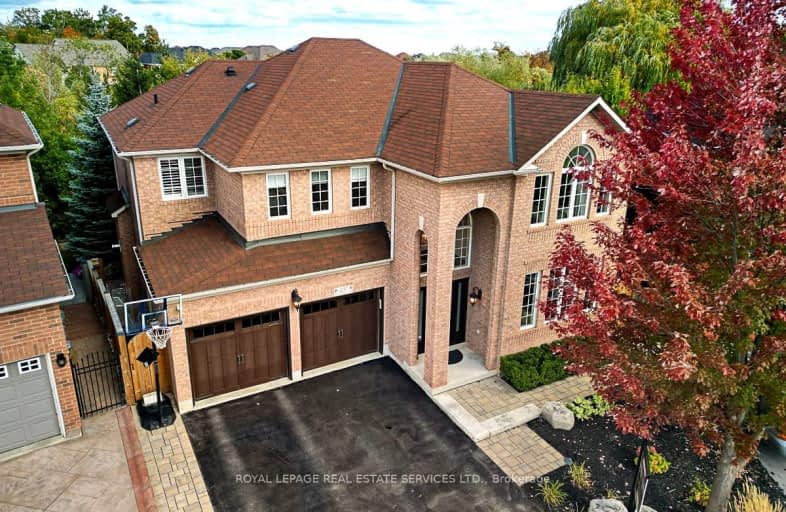 2257 Glazebrook Circle, Oakville | Image 1