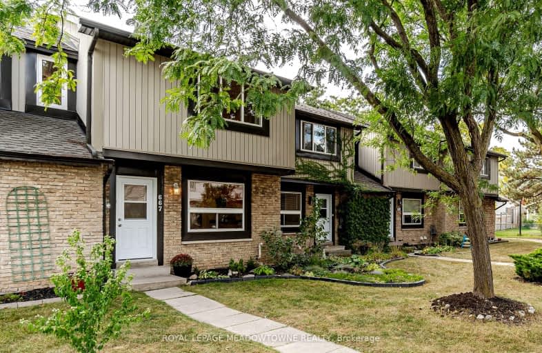 667 Woodward Avenue, Milton | Image 1