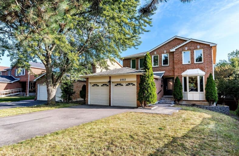 6915 Hickling Crescent, Mississauga | Image 1