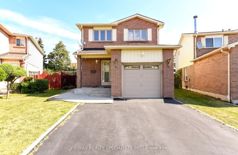 18 Redwood Place, Brampton | Image 1