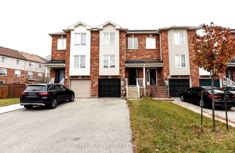 16 Wilmont Court, Brampton | Image 1