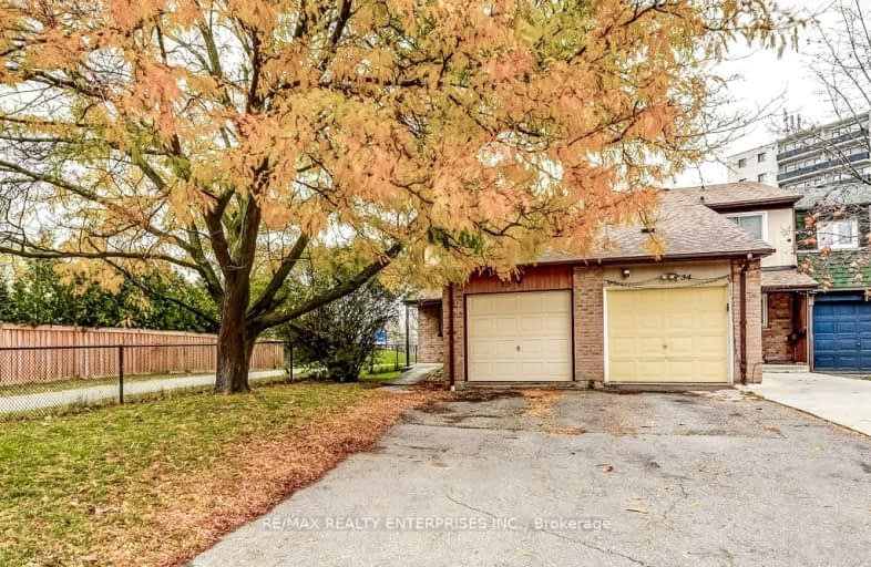 35 Scottsdale Court, Brampton | Image 1