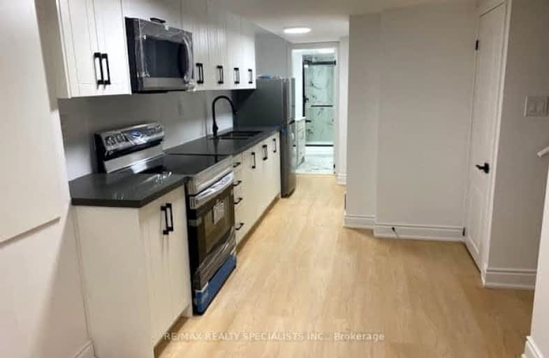 Lower-886 Francine Crescent, Mississauga | Image 1