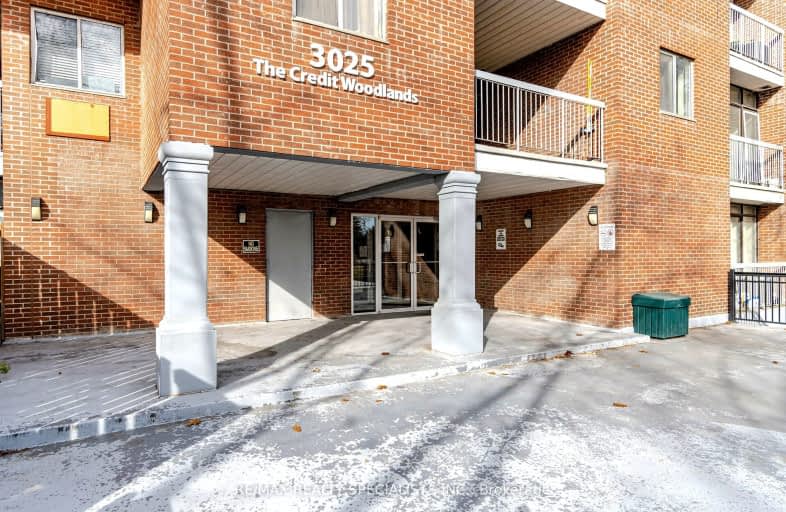 123-3025 The Credit Woodlands Drive North, Mississauga | Image 1