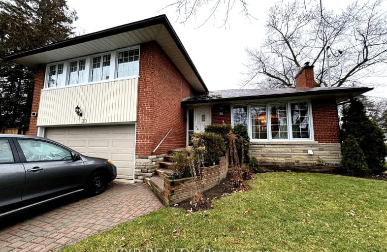 Lower-30 Hernshaw Crescent, Toronto | Image 1