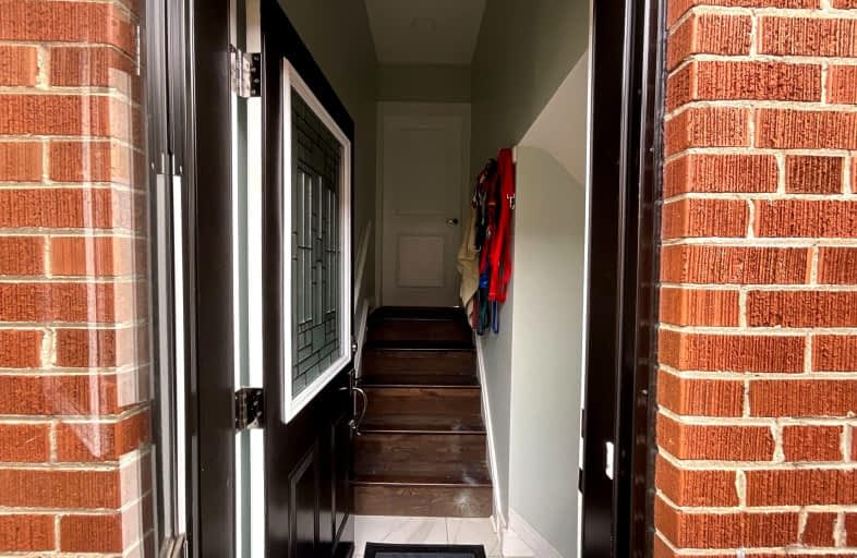 Lower-10 Stevenharris Drive, Toronto | Image 1