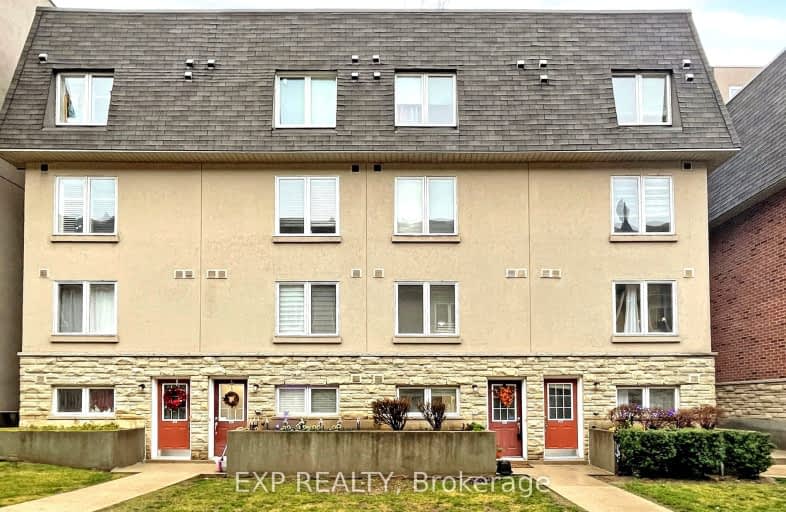 81-60 Turntable Crescent, Toronto | Image 1