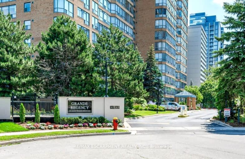 1405-1276 Maple Crossing Boulevard, Burlington | Image 1