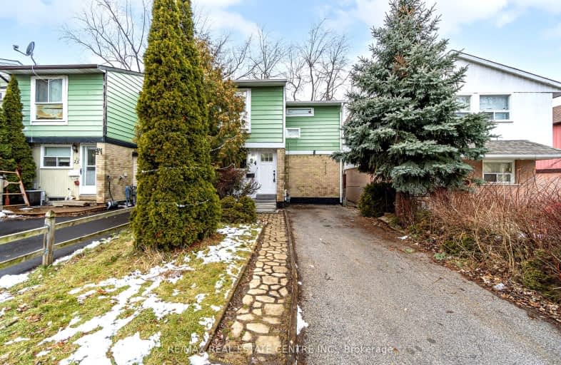 24 Gatsby Square, Brampton | Image 1