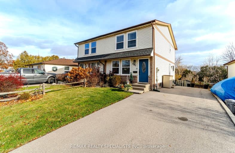 2345 Middlesmoor Crescent, Burlington | Image 1