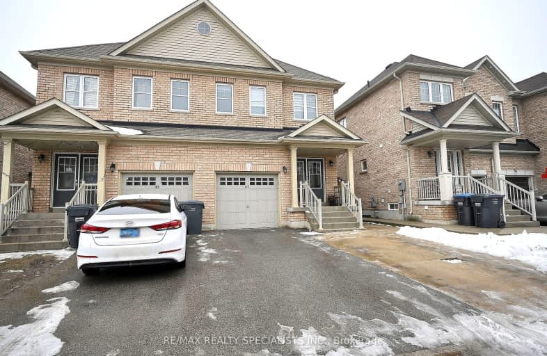 47 Lanark Circle East, Brampton | Image 1