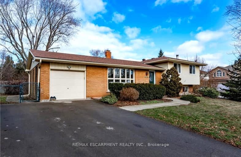 2378 Hereford Crescent, Burlington | Image 1