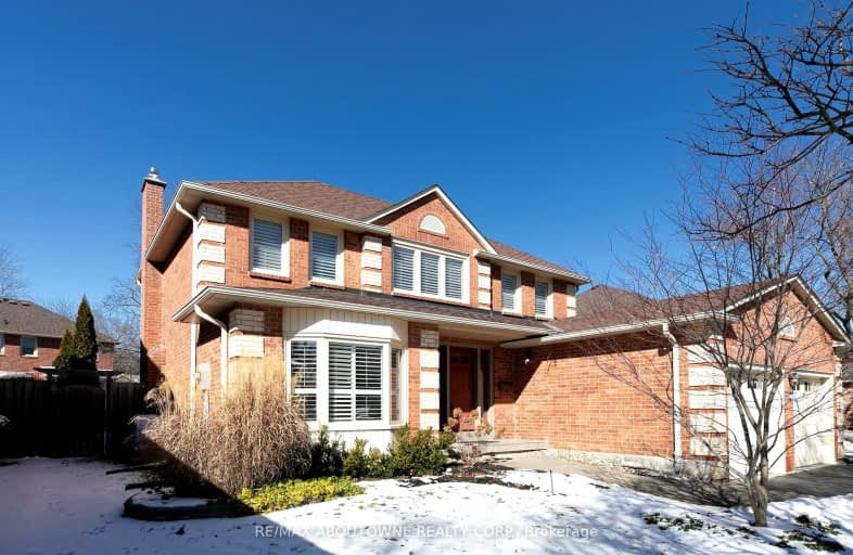 330 Claremont Crescent, Oakville | Image 1