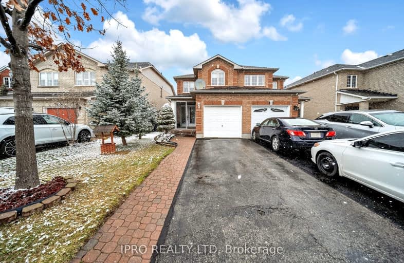 16 Vauxhall Crescent, Brampton | Image 1