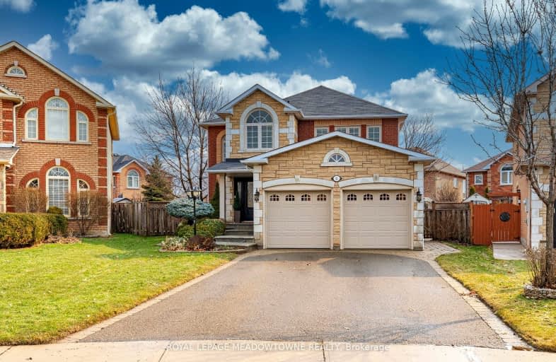 11 Fenflower Court, Brampton | Image 1