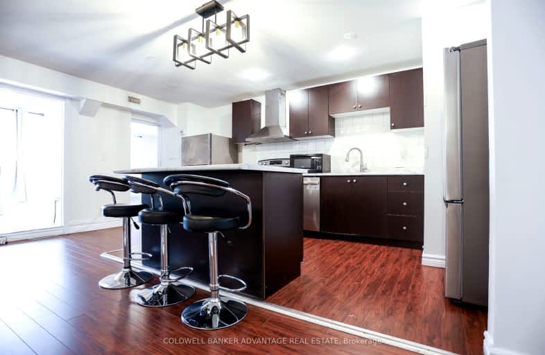 211-3025 The Credit Woodlands Drive, Mississauga | Image 1