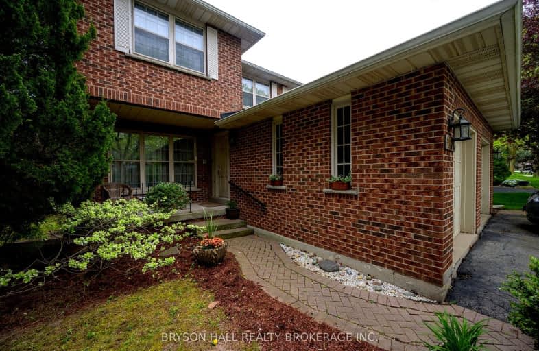 1136 Montrose Abbey Drive, Oakville | Image 1