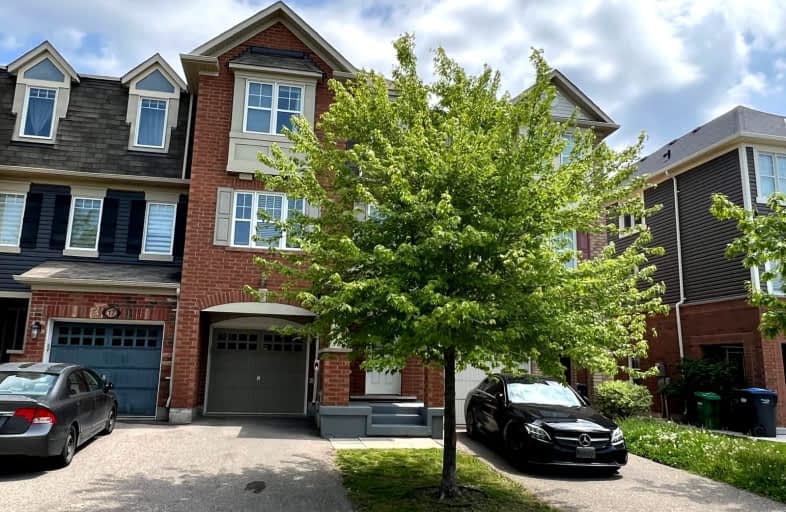 15 Lanternlight Lane, Brampton | Image 1