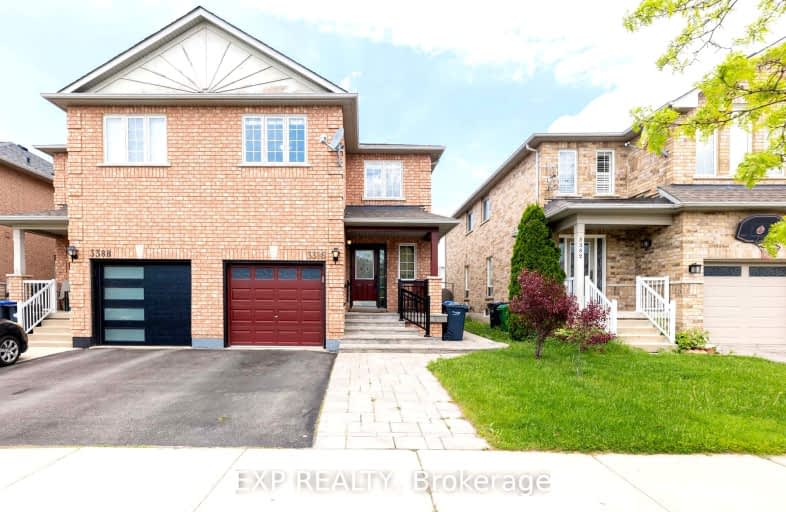 3386 Crimson King Circle, Mississauga | Image 1