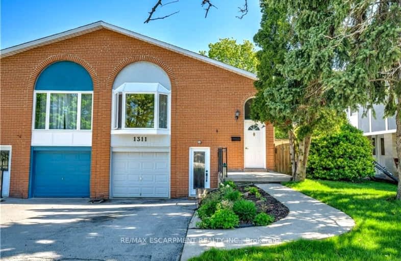 1311 Consort Crescent, Burlington | Image 1