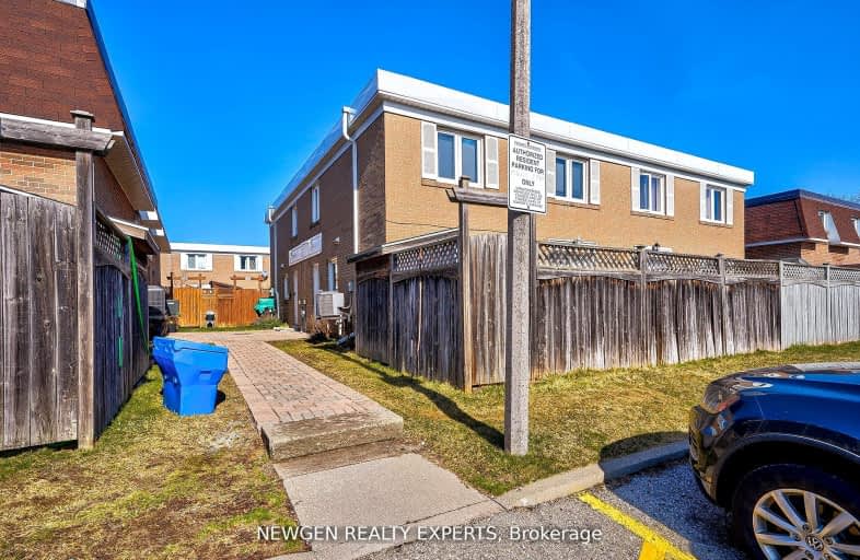 52-166 Town House Crescent, Brampton | Image 1