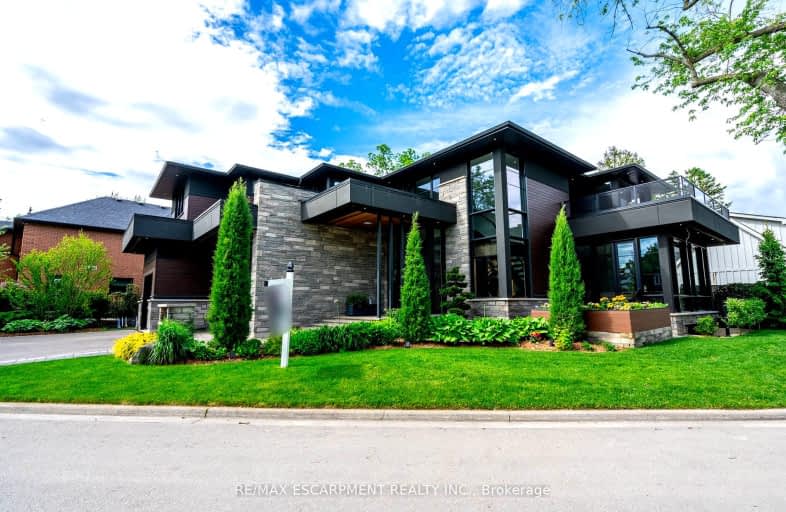3279 Lakeland Crescent, Burlington | Image 1