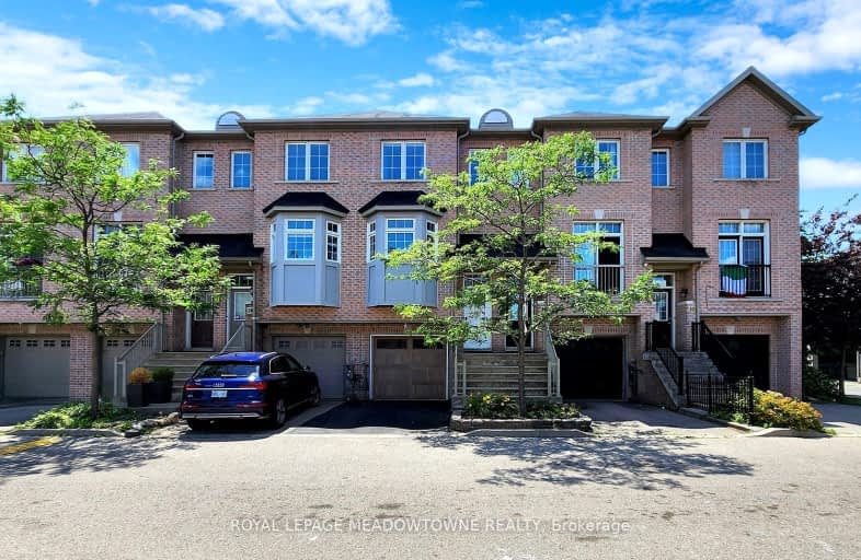 28 Pont Lane East, Toronto | Image 1