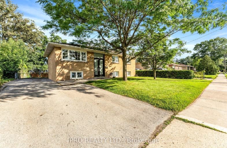 586 Pinegrove Road, Oakville | Image 1