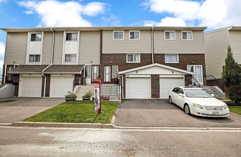 36 Sandringham Court, Brampton | Image 1