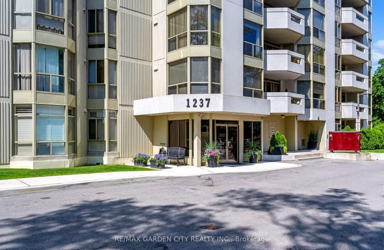 401-1237 North Shore Boulevard East, Burlington | Image 1