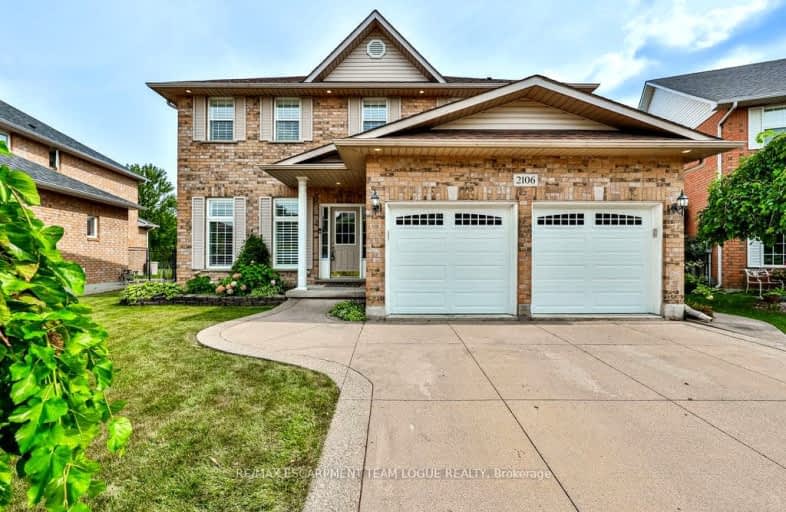 2106 Dalecroft Crescent, Burlington | Image 1