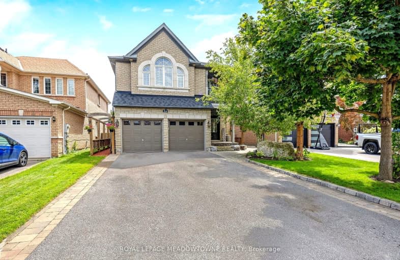 33 Chaplin Crescent, Halton Hills | Image 1