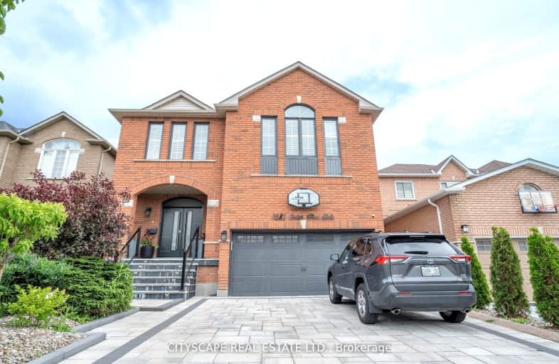 3282 Scotch Pine Gate, Mississauga | Image 1