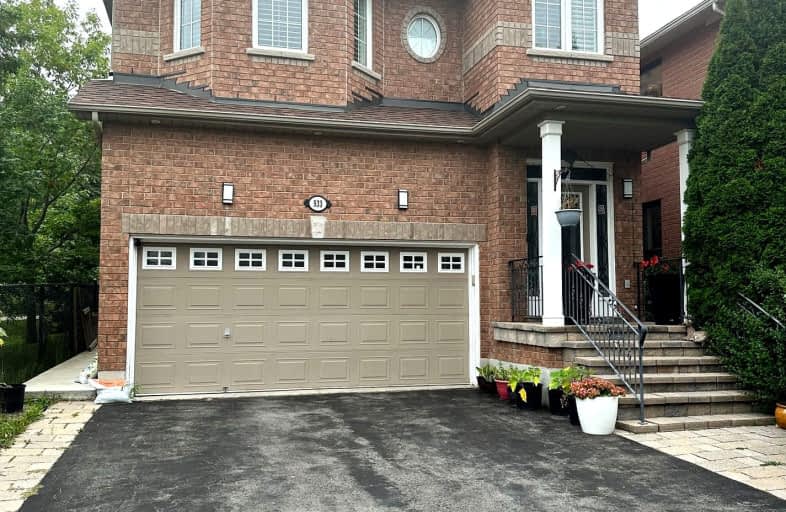 933 KNOTTY PINE (MAIN &UP) Grove, Mississauga | Image 1