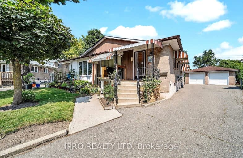 30 Windermere Court, Brampton | Image 1