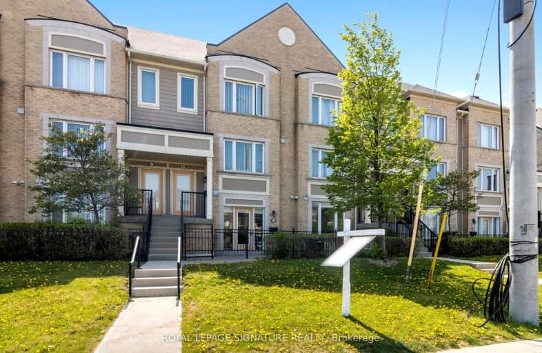 65-60 Fairwood Circle, Brampton | Image 1