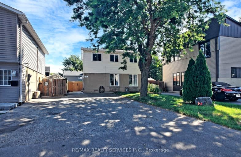 33 Hazelglen Court, Brampton | Image 1