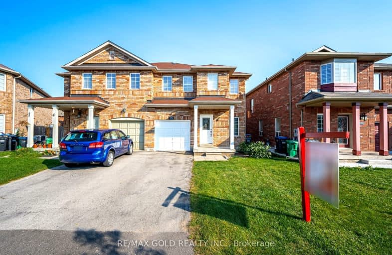 15 Commodore Drive, Brampton | Image 1