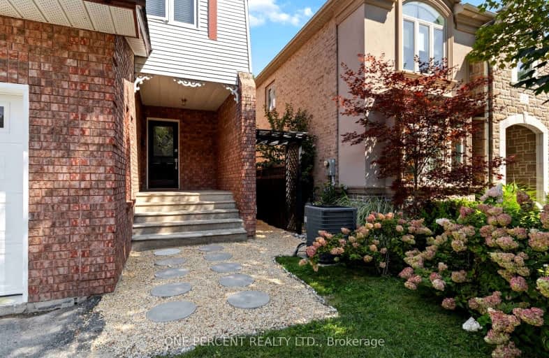 13 Mohawk Avenue, Mississauga | Image 1