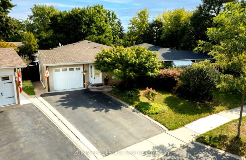 3202 Centennial Drive East, Burlington | Image 1